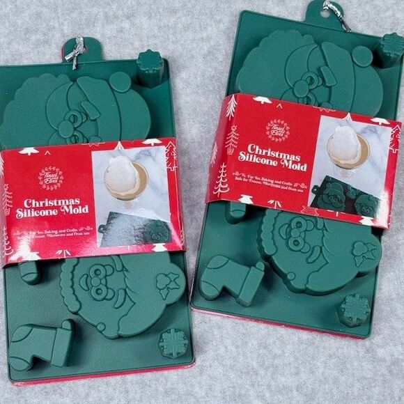 Small Christmas Silicone Molds Candy Chocolate Ice Cube Jello Soap Cake Crafts - Picture 2 of 9